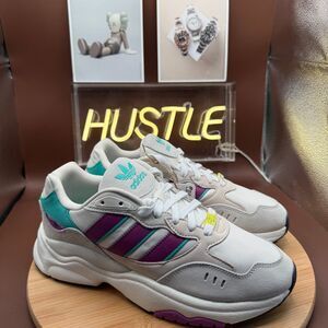 Adidas Retropy F90 Sneakers in Off White/Sonic Fuchsia Size 9M NEW